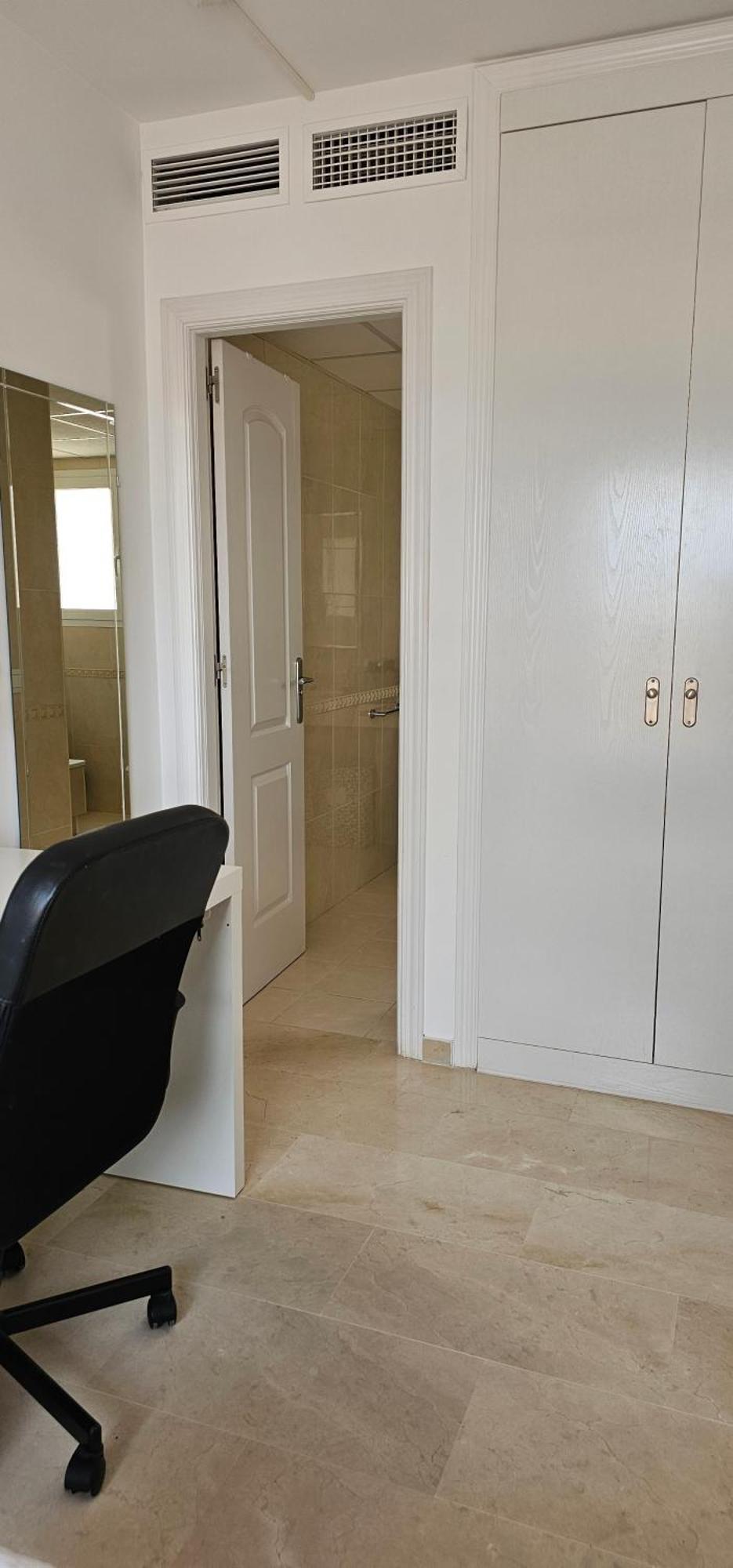 Hostel Residencia Alfil Μάλαγα Εξωτερικό φωτογραφία
