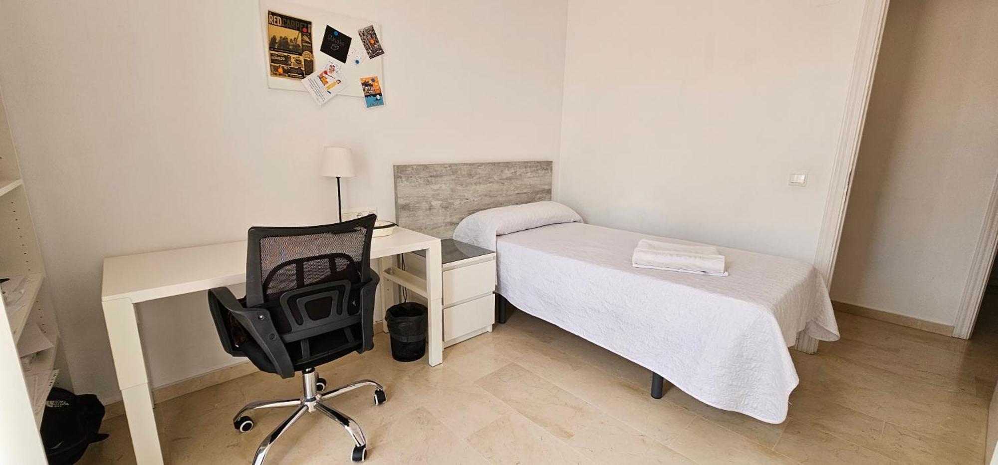 Hostel Residencia Alfil Μάλαγα Εξωτερικό φωτογραφία